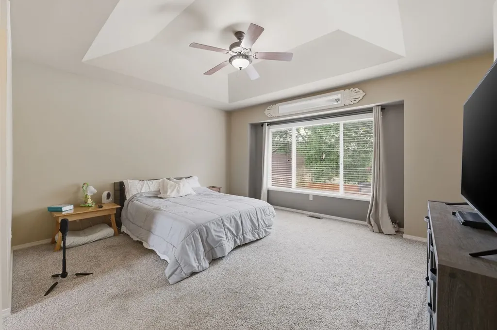 1024 N Crest Street Wichita KS 67206