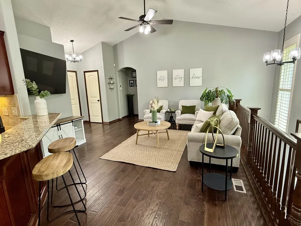 2615 N Woodridge Court Wichita KS 67226