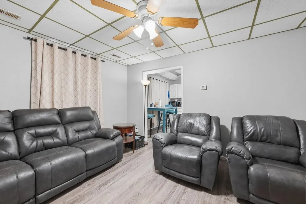 352 S Sheridan Wichita KS 67213
