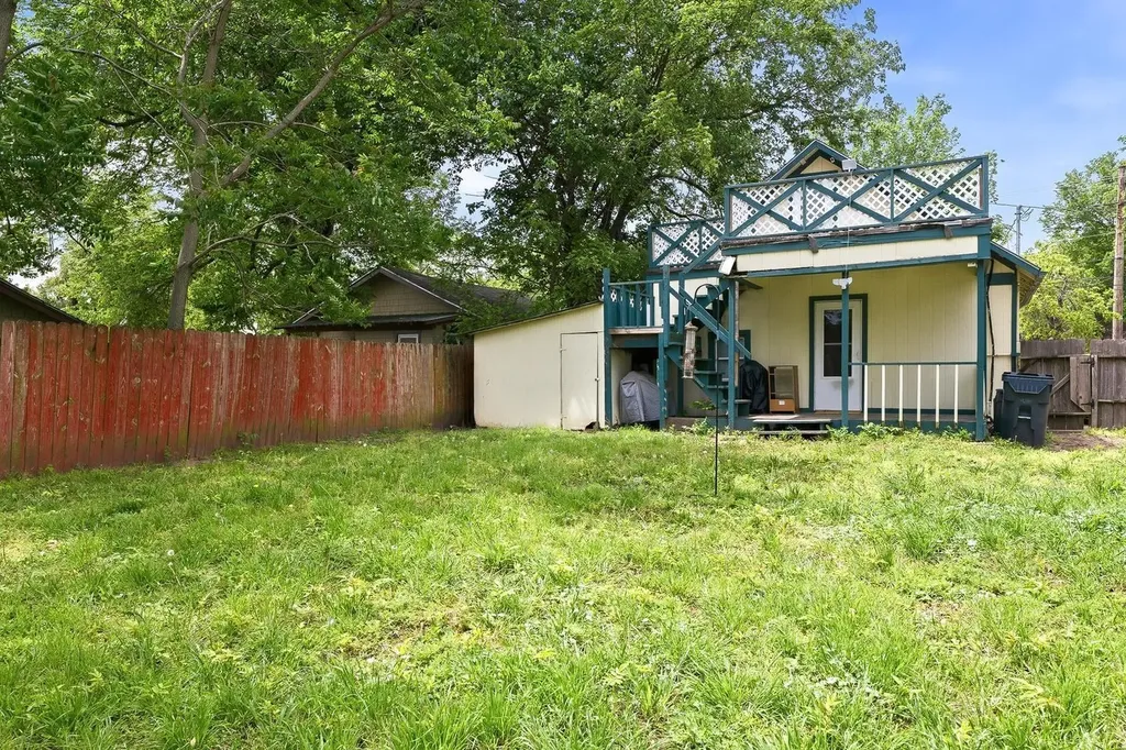 352 S Sheridan Wichita KS 67213