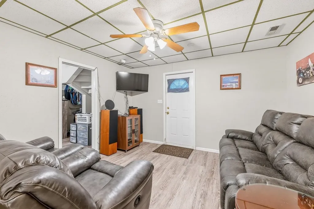 352 S Sheridan Wichita KS 67213