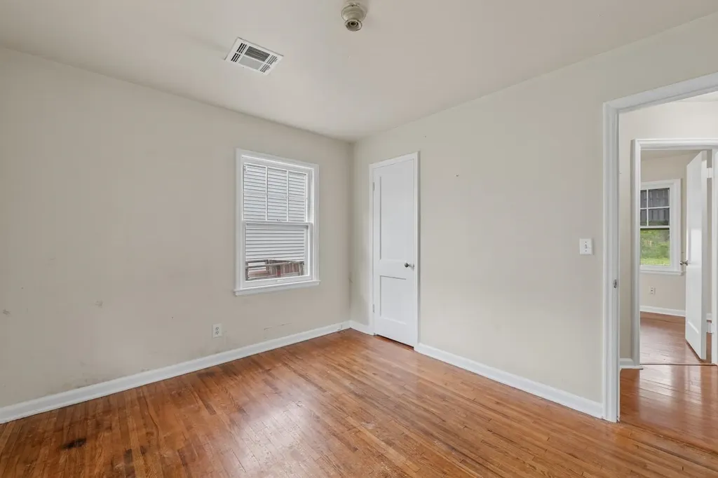 2531 S Washington Avenue Wichita KS 67216