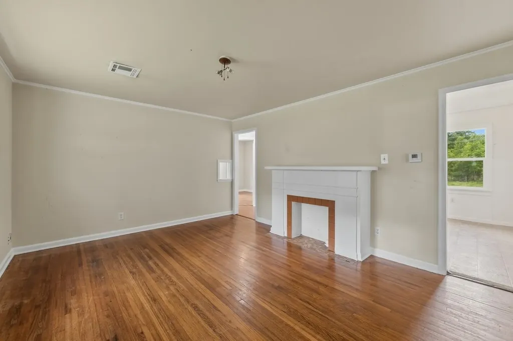 2531 S Washington Avenue Wichita KS 67216