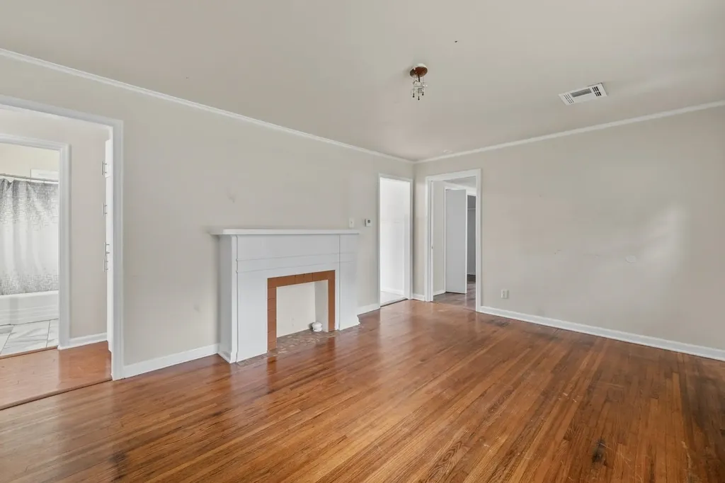 2531 S Washington Avenue Wichita KS 67216