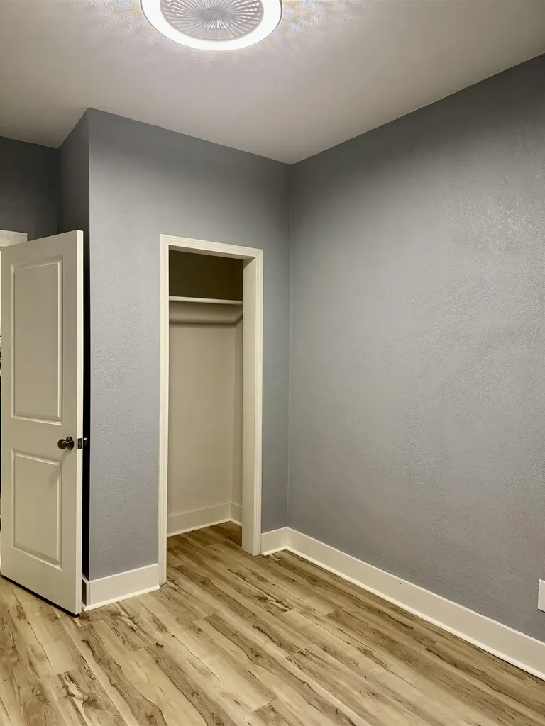 1502 E 2nd Winfield KS 67156