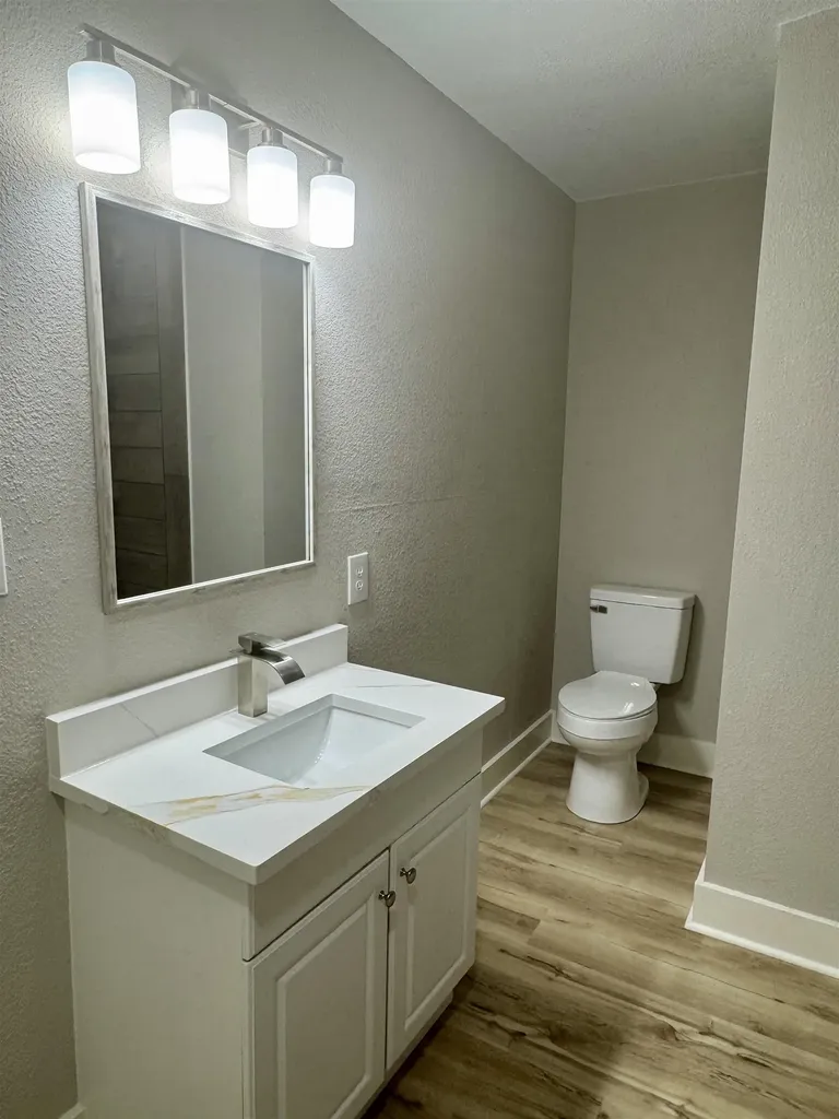 1502 E 2nd Winfield KS 67156