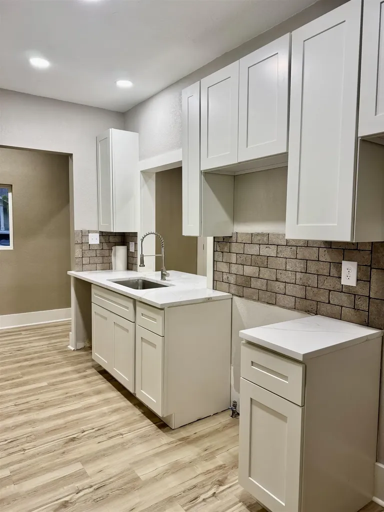 1502 E 2nd Winfield KS 67156