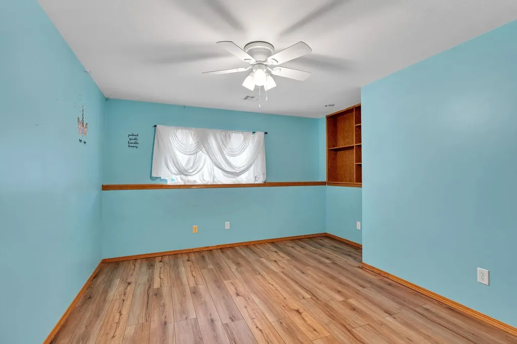1307 W Hannah Lane Haysville KS 67060