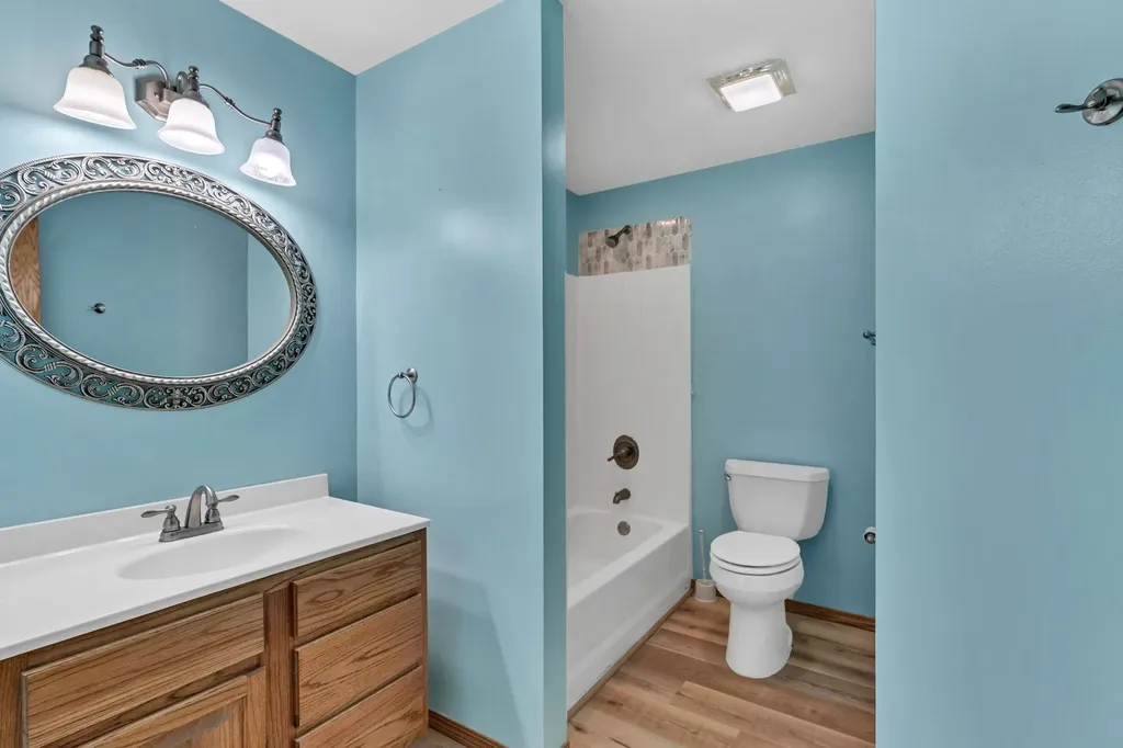 1307 W Hannah Lane Haysville KS 67060