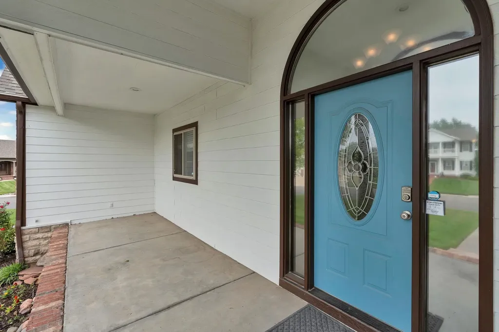1307 W Hannah Lane Haysville KS 67060