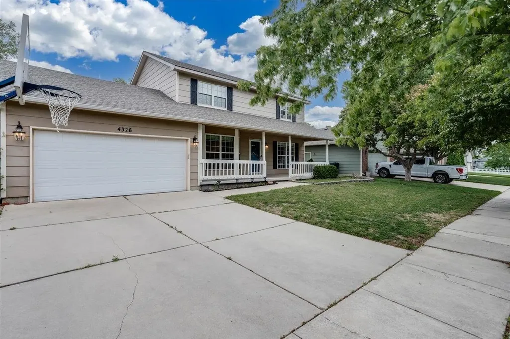 4326 N Mission Street Bel Aire KS 67226-1443