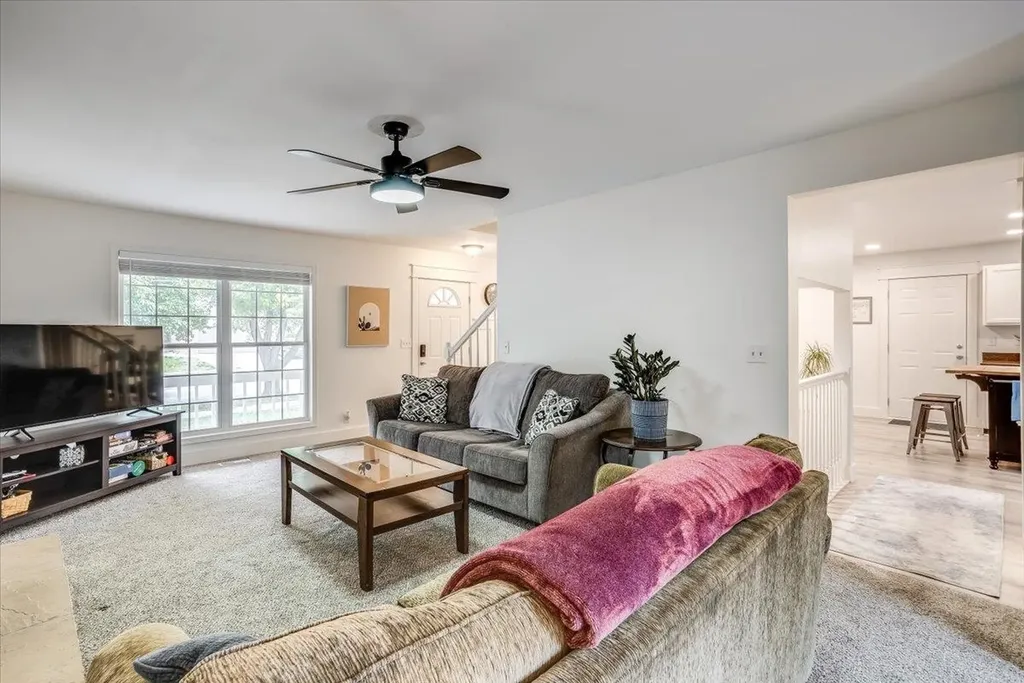 4326 N Mission Street Bel Aire KS 67226-1443