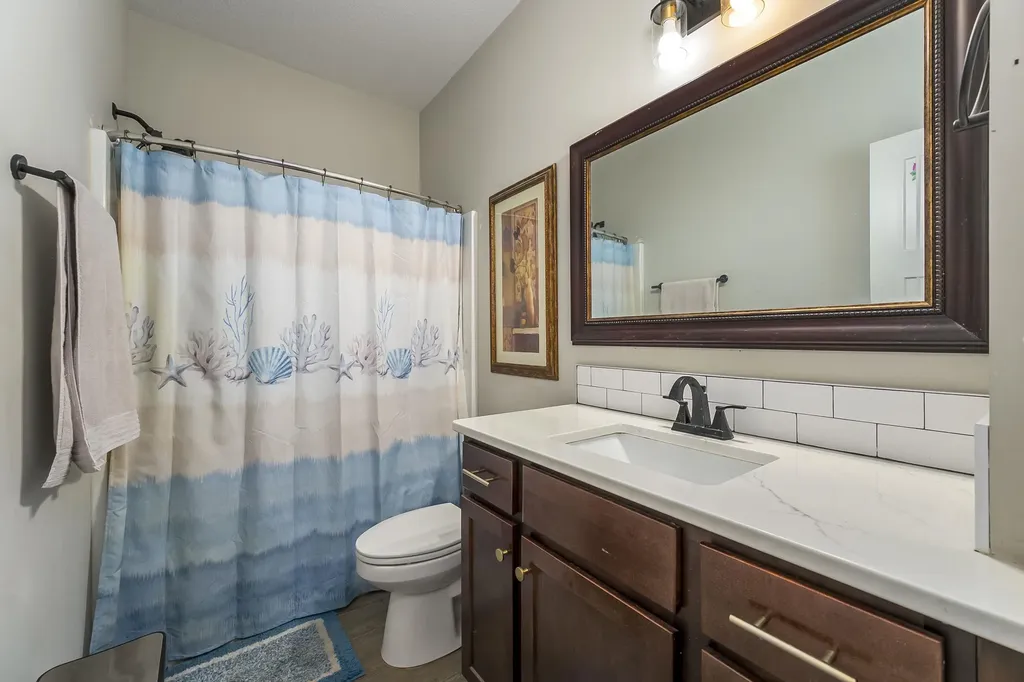 5304 W 46th Street S Wichita KS 67215-5201