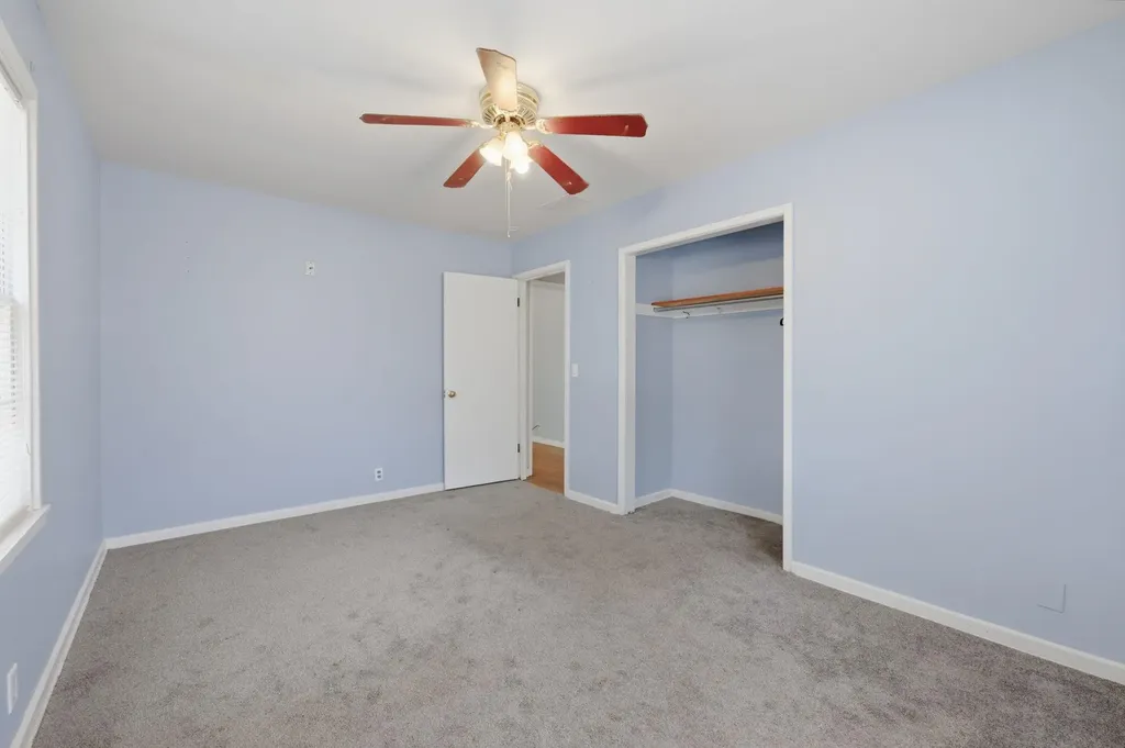 1202 E Del Mar Street Wichita KS 67216