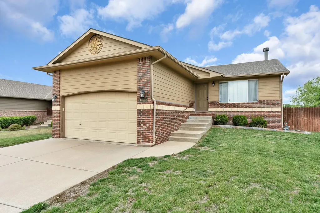 6975 N Wendell Street Park City KS 67219