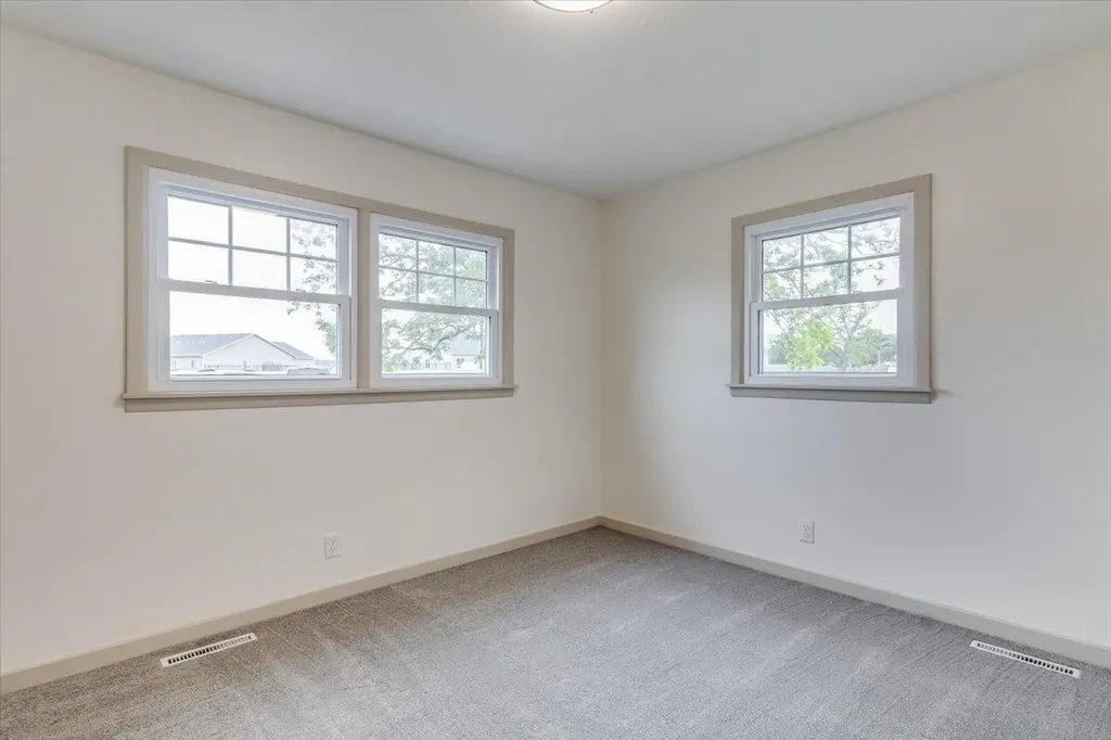 1611 N Rock Road Mulvane KS 67110