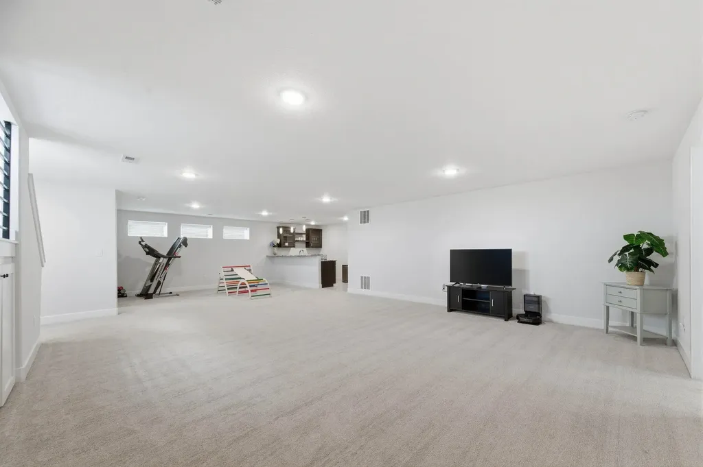 1113 W Lakeway Court Andover KS 67002