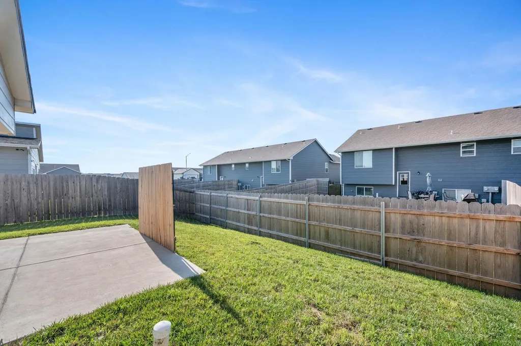 5287 N Toben Bel Aire KS 67226