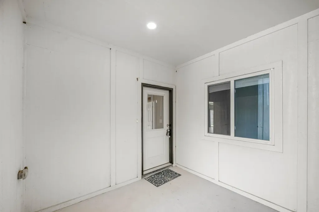 5287 N Toben Bel Aire KS 67226