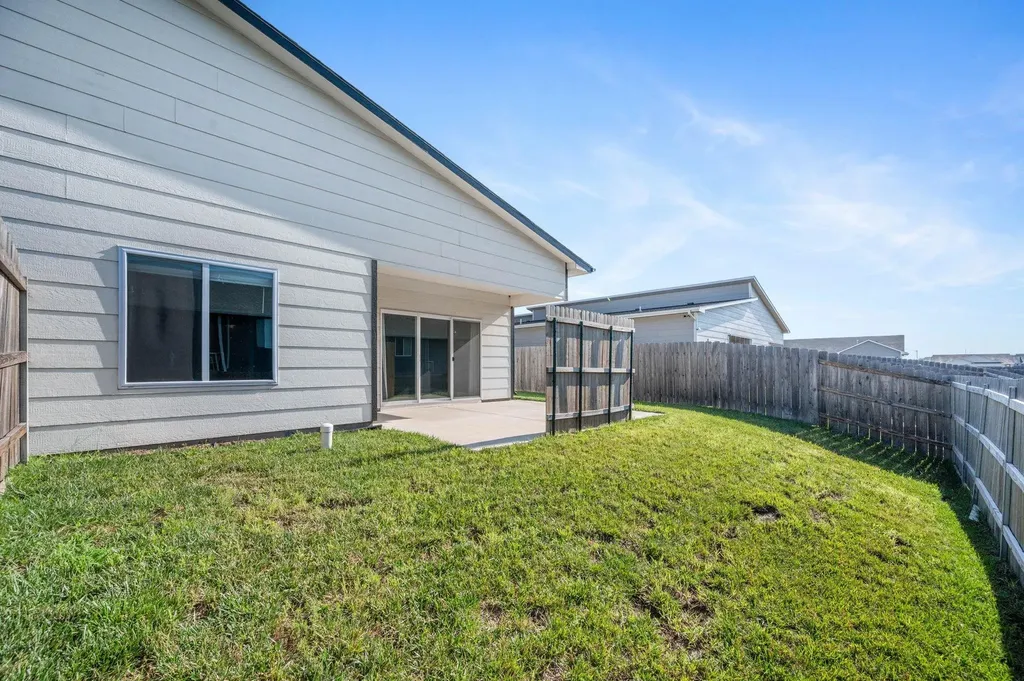 5287 N Toben Wichita KS 67226