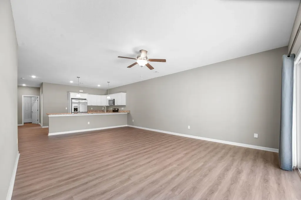 5287 N Toben Wichita KS 67226