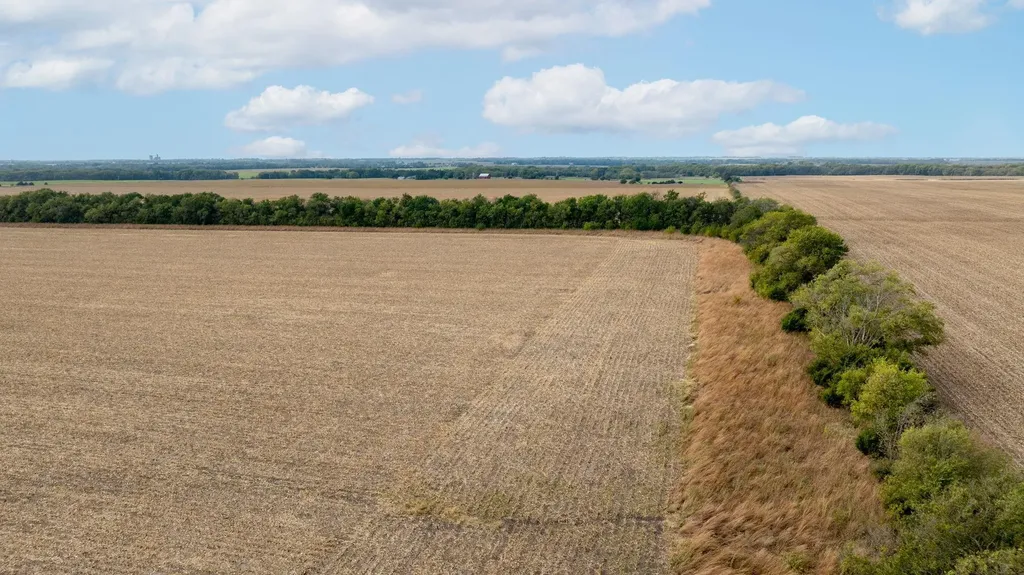 Lot 4 Block A Eagle Rock Addition Valley Center KS 67147