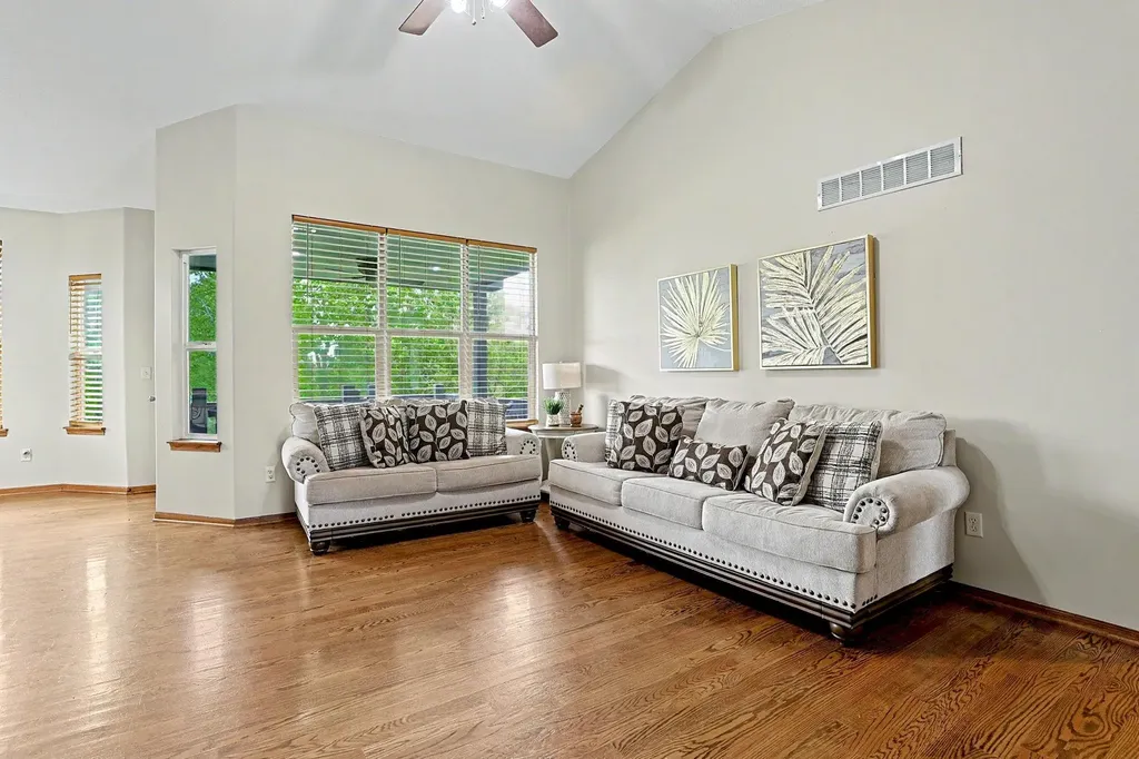 630 S Stoneridge Street Valley Center KS 67147