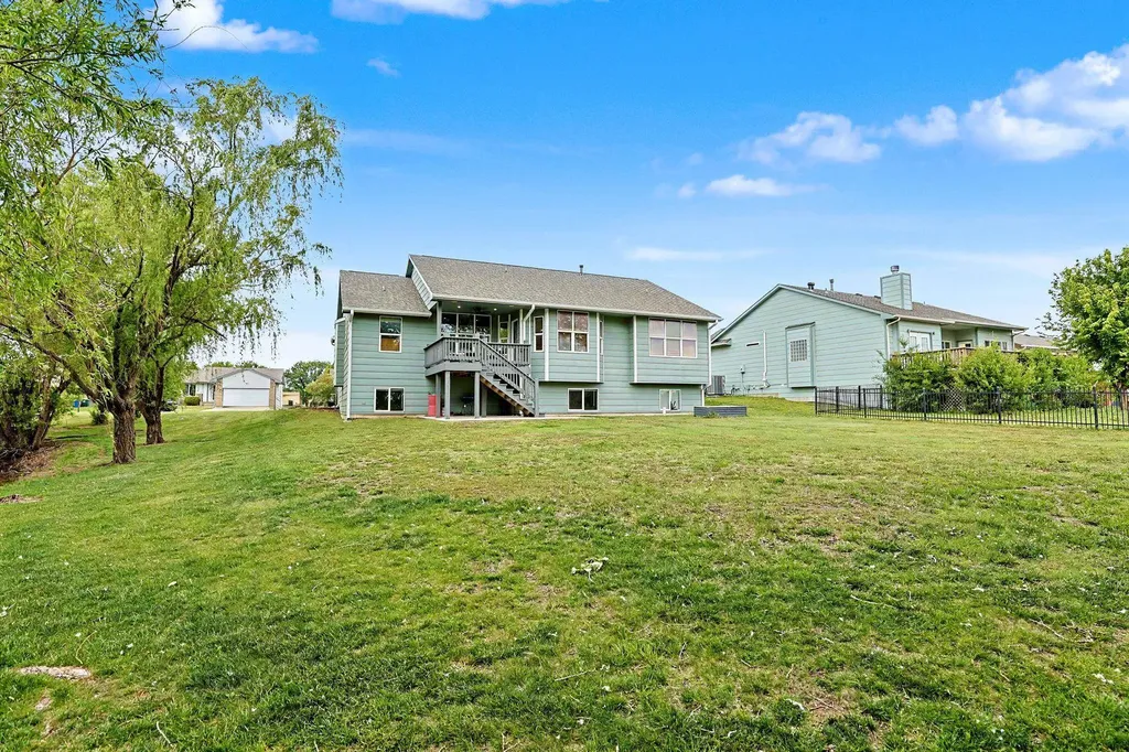630 S Stoneridge Street Valley Center KS 67147