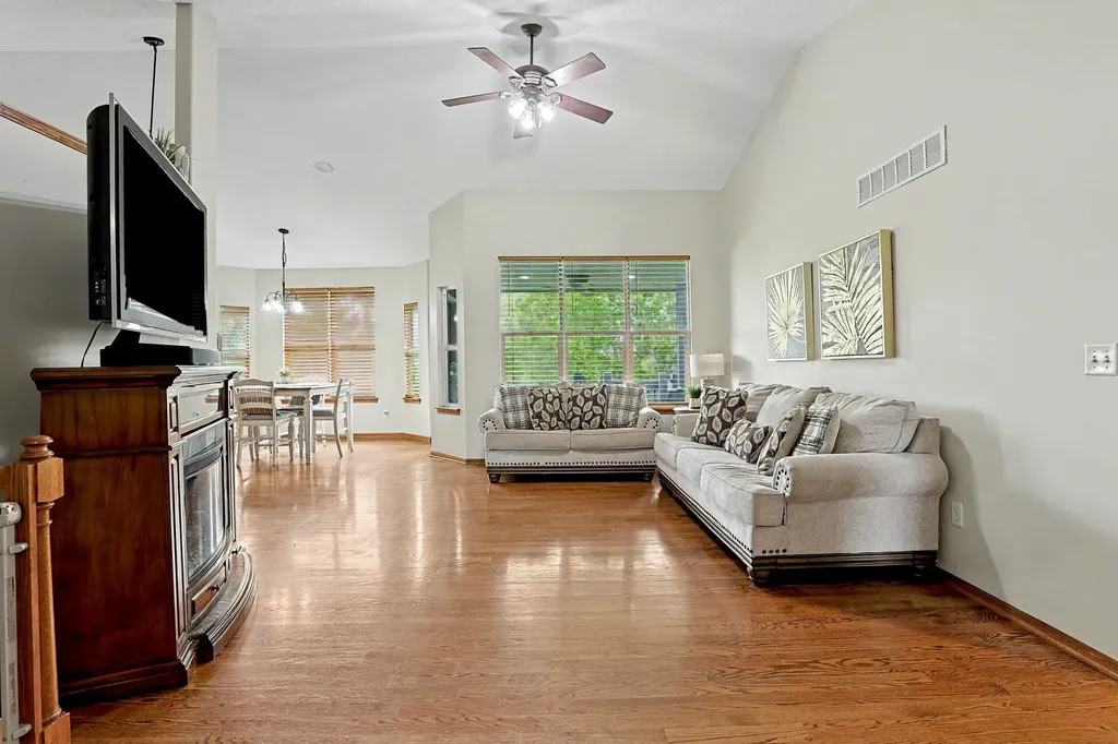 630 S Stoneridge Street Valley Center KS 67147