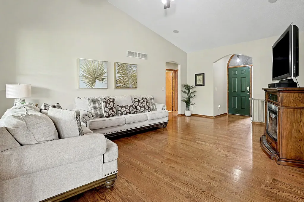 630 S Stoneridge Street Valley Center KS 67147