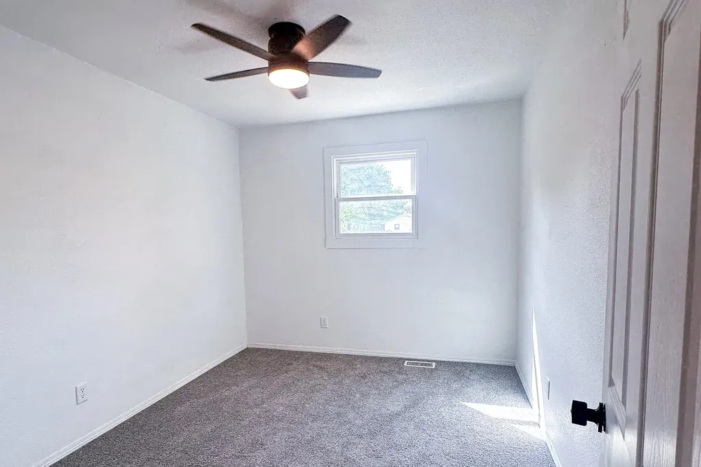 14 Woodland Augusta KS 67010