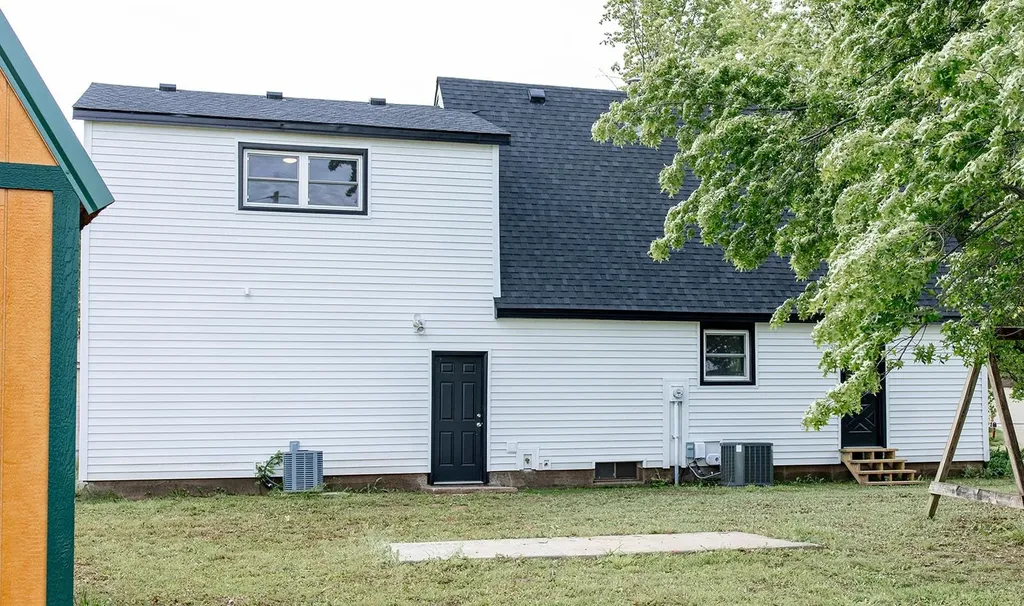 14 Woodland Augusta KS 67010