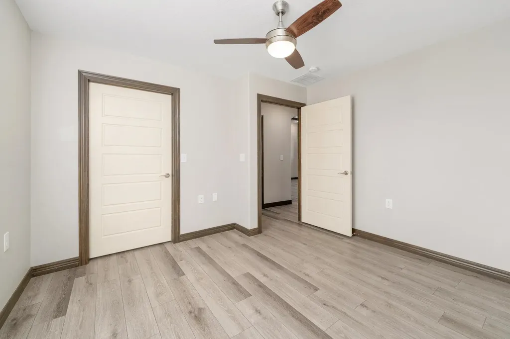 320 N Warren Rose Hill KS 67133