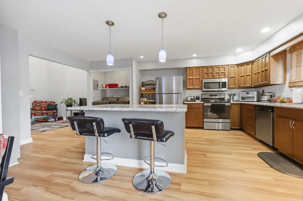 8201 E Harry Street Wichita KS 67207