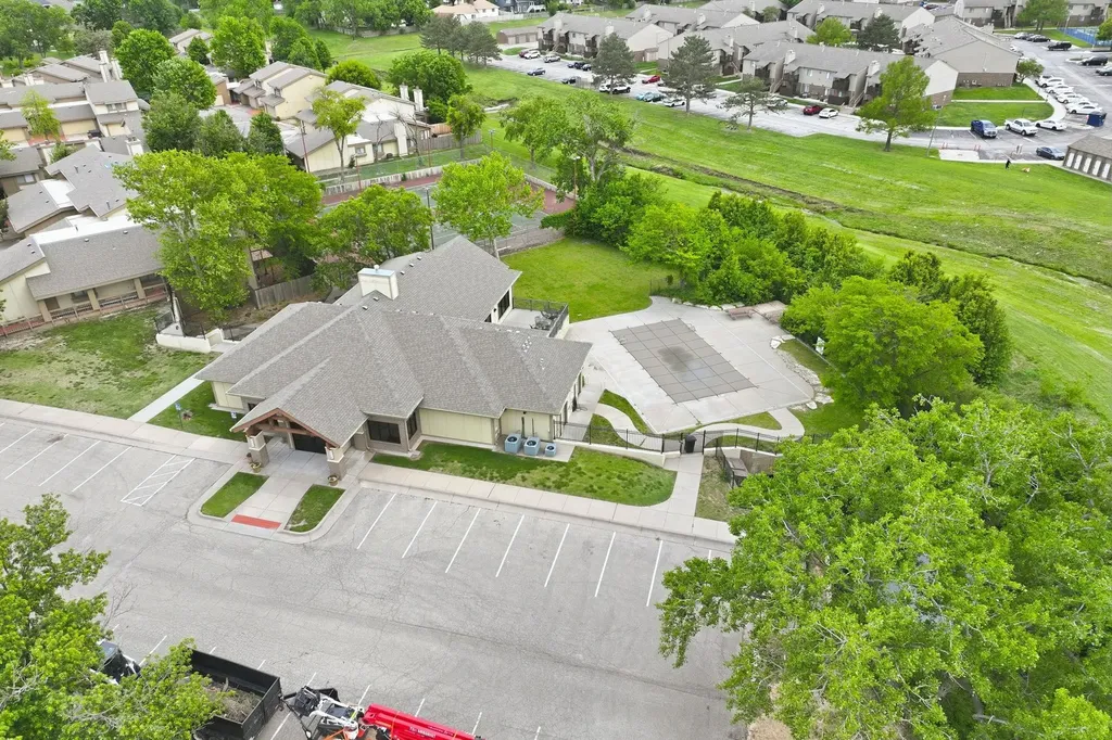 8201 E Harry Street Wichita KS 67207