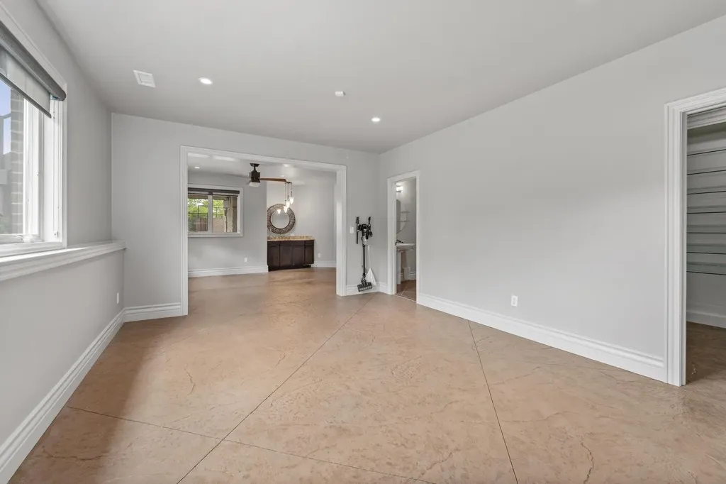 10817 E Glengate Circle Wichita KS 67206