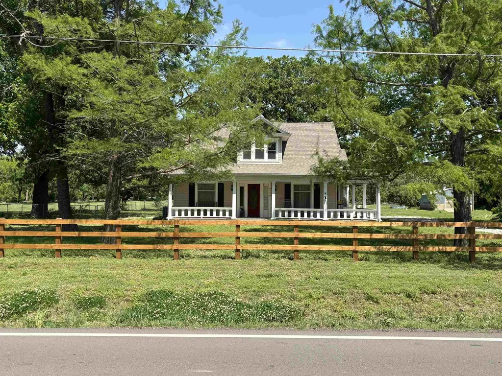 9720 S Ridge Sedgwick KS 67135