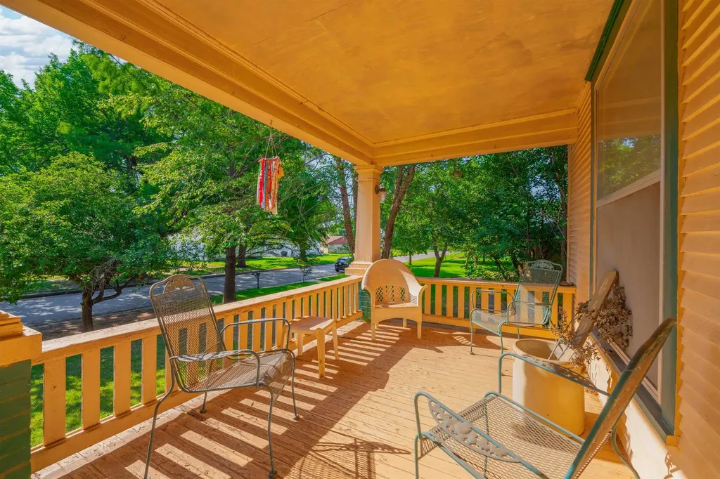 424 N Bluff Anthony KS 67003