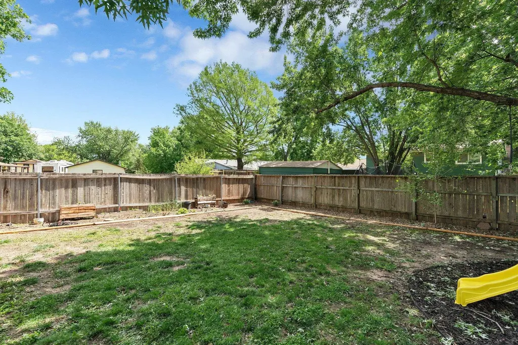 1304 N Denmark Street Wichita KS 67212