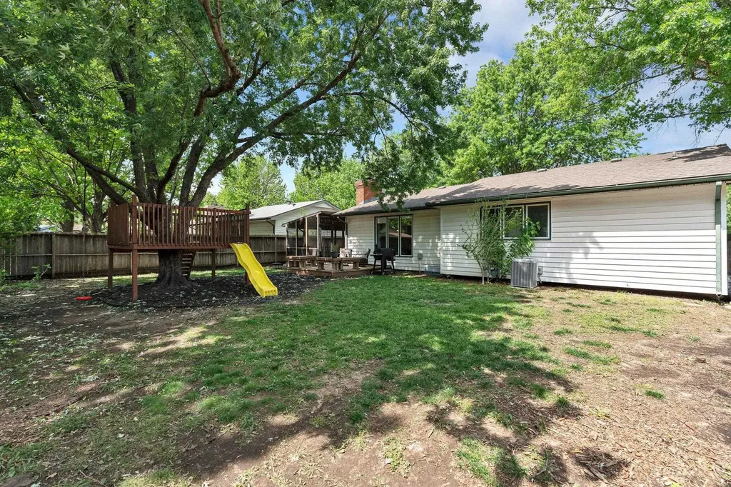 1304 N Denmark Street Wichita KS 67212