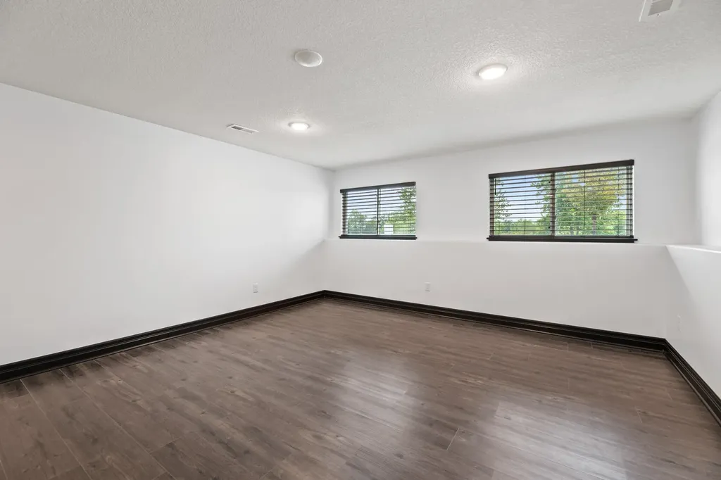 5817 N Edwards Court Wichita KS 67204