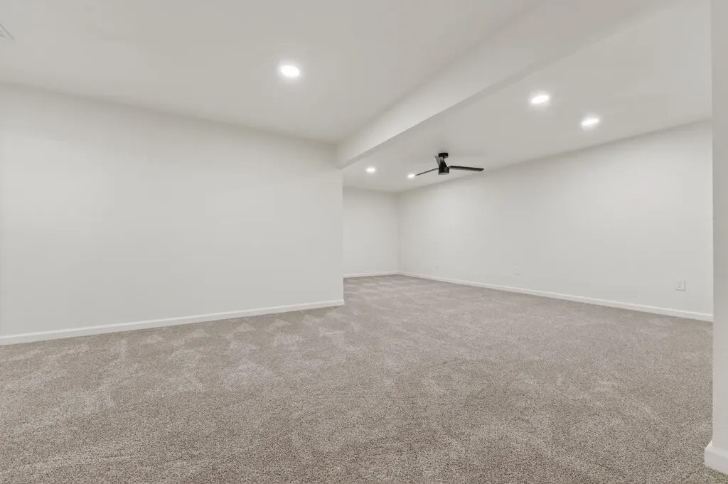 13610 E Deerfield Trail Derby KS 67037