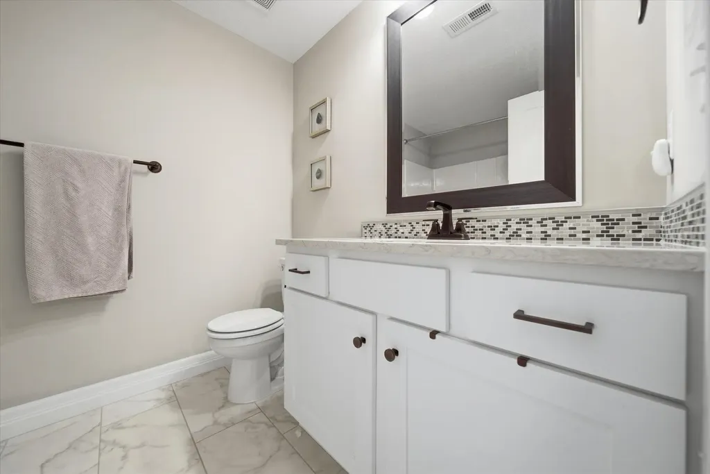 3616 N Crest Court Wichita KS 67226