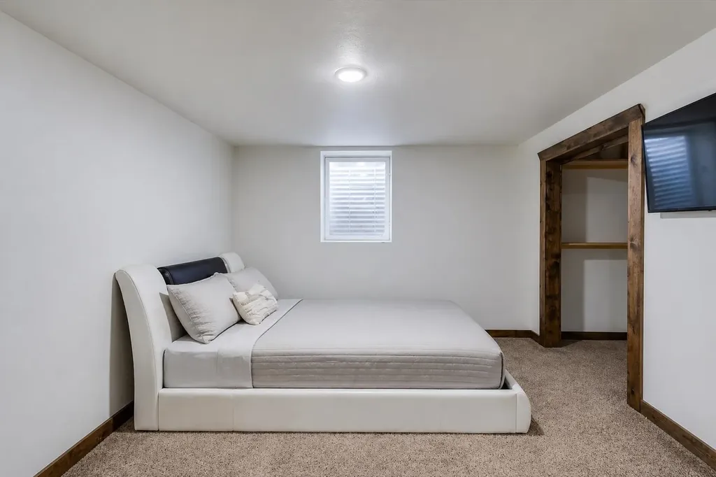 3238 S Edwards Wichita KS 67217