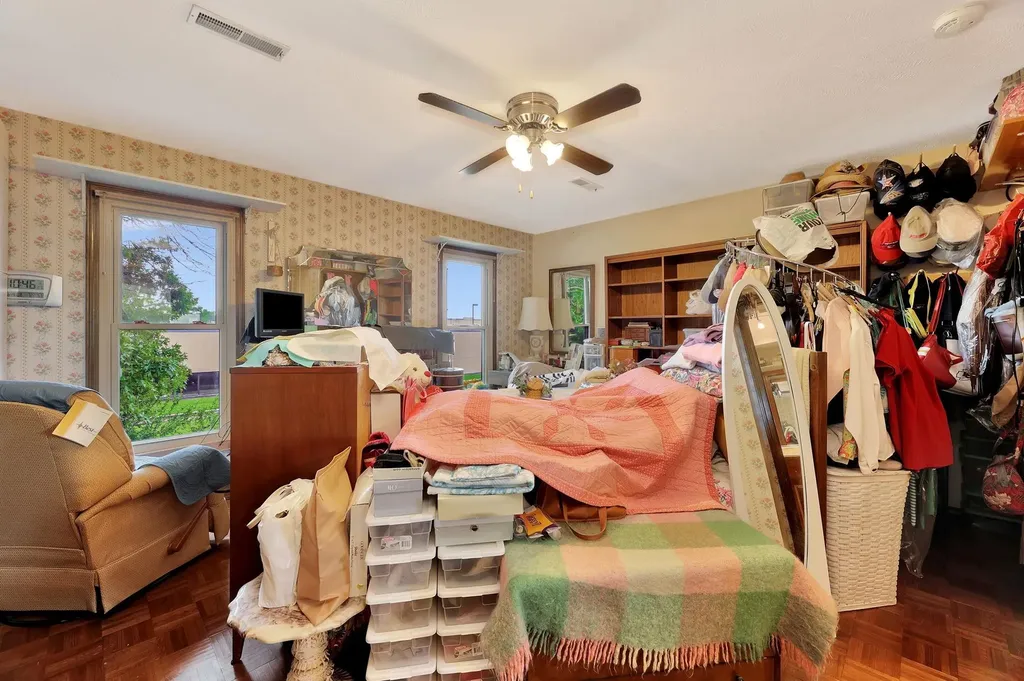 641 N Woodlawn Wichita KS 67208