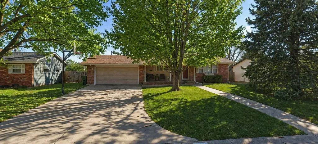 10221 W Binter Wichita KS 67212