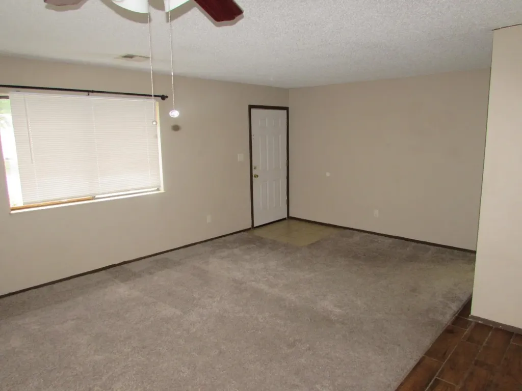 447 S Paula Wichita KS 67209