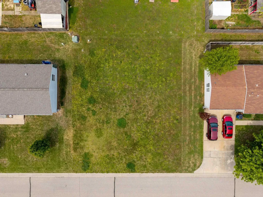 5413 S Vine Wichita KS 67217