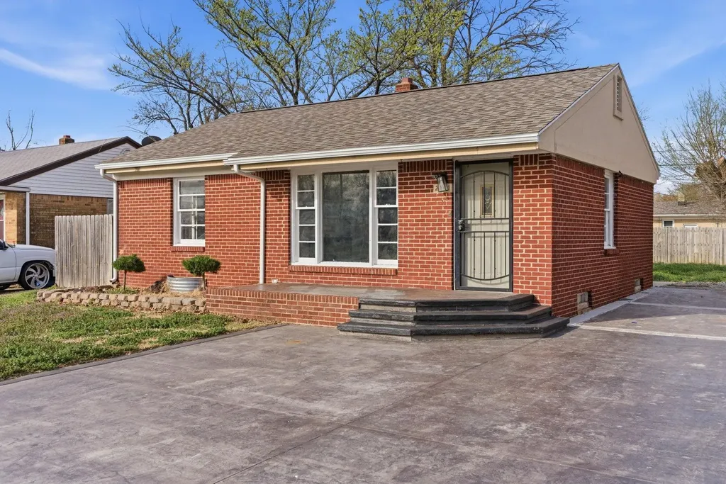 2701 N Litchfield Avenue Wichita KS 67204