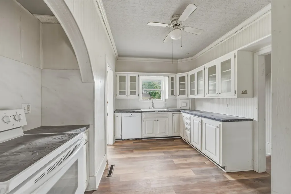 820 N A Street Wellington KS 67152